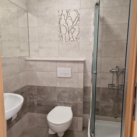 Emides * 포비에로보